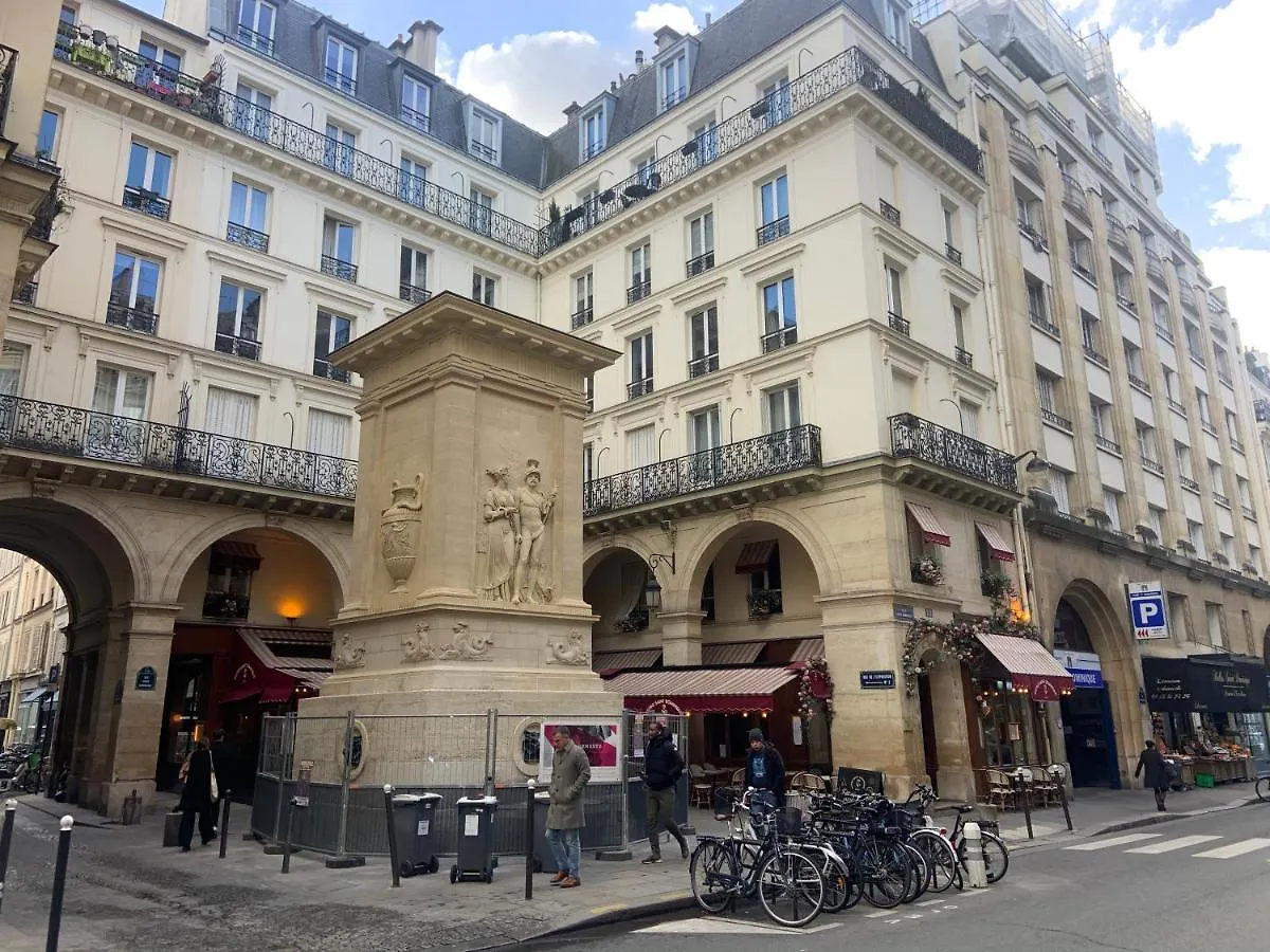 Tour Eiffel Apartment Paris 0*,  Frankrike